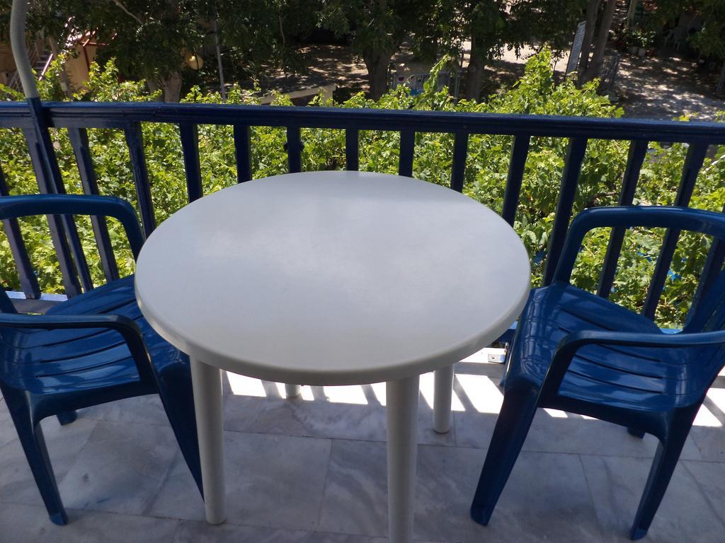 To Kamari Daire Paralia Agias Foteinis Oda fotoğraf